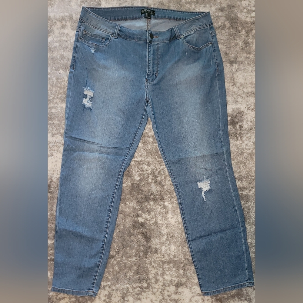 Forever 21+ Plus Size Stretch Jeans (16)